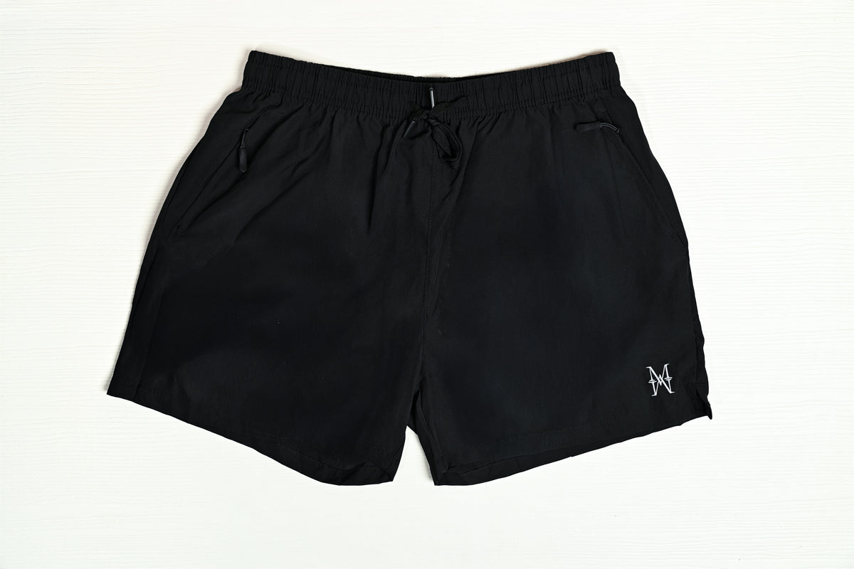 CLASSIC BLACK